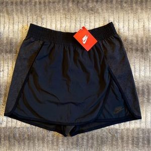 NWT Women’s Nike Shorts/Skirt